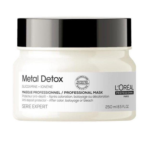 Маска L'Oreal Professionnel Serie Expert Metal Detox Mask для предотвращения металлических накоплений в волосах после окрашивания и осветления